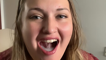 Kone Sluger Ivrigt Sperm Under Pov Deepthroat-Session