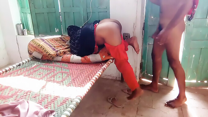 Padosan Girl Gets Fucked By Muslim Boy In Brutal Sex Video