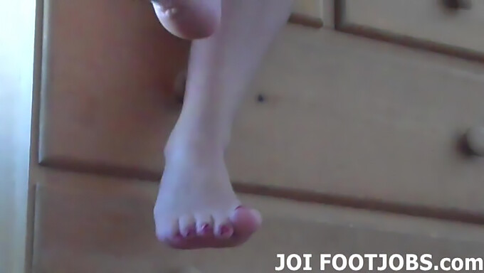 Experience The Ultimate Foot Fetish With Kara Price'S Foot Play