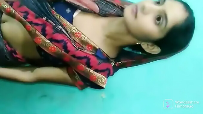 Cumming Inside Indian Beauty'S Pussy On Camera