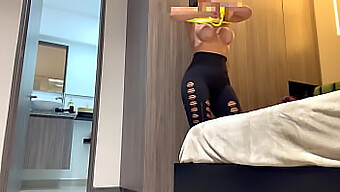 Big Tits And Big Ass Latina Fitness Model Gets Ready For The Gym