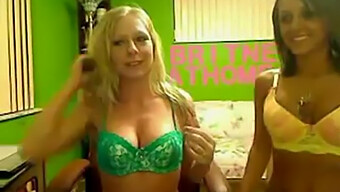 Two Girls Play With Sex Toys For Cam