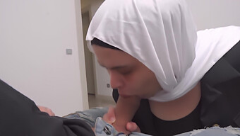 Javni Analni Seks In Velik Kurac Z Muslimansko Milf-Om