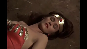 Cele Mai Sexy Scene Din Wonder Woman