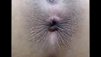 Camgirl'S Anal Play In Close-Up